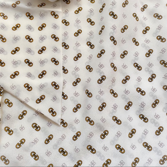 Banana Republic petite monogram silk blouse - Picture 5 of 11
